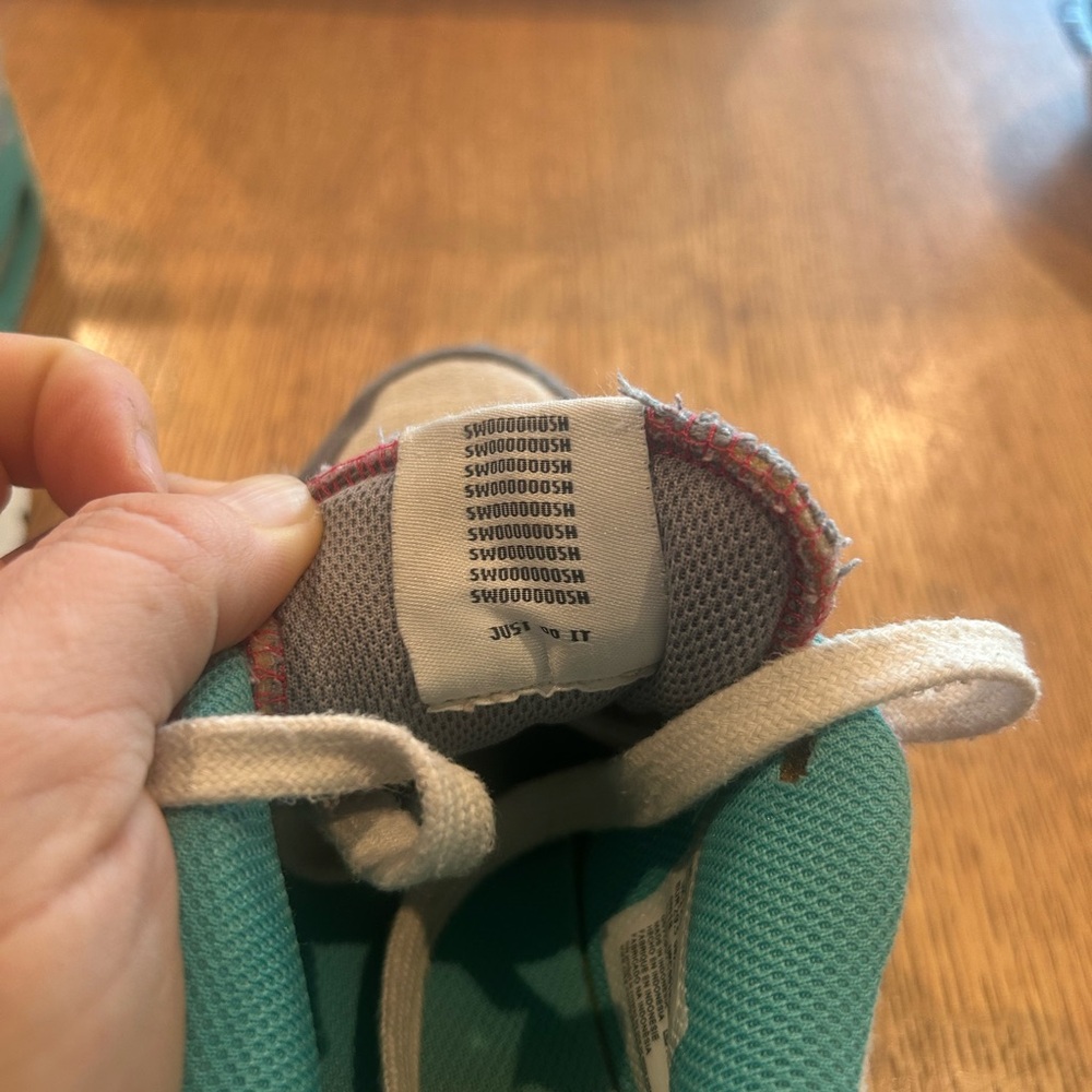 Nike Kids' Gray, Blue, and Yellow Sneakers - Picture 6 of 9